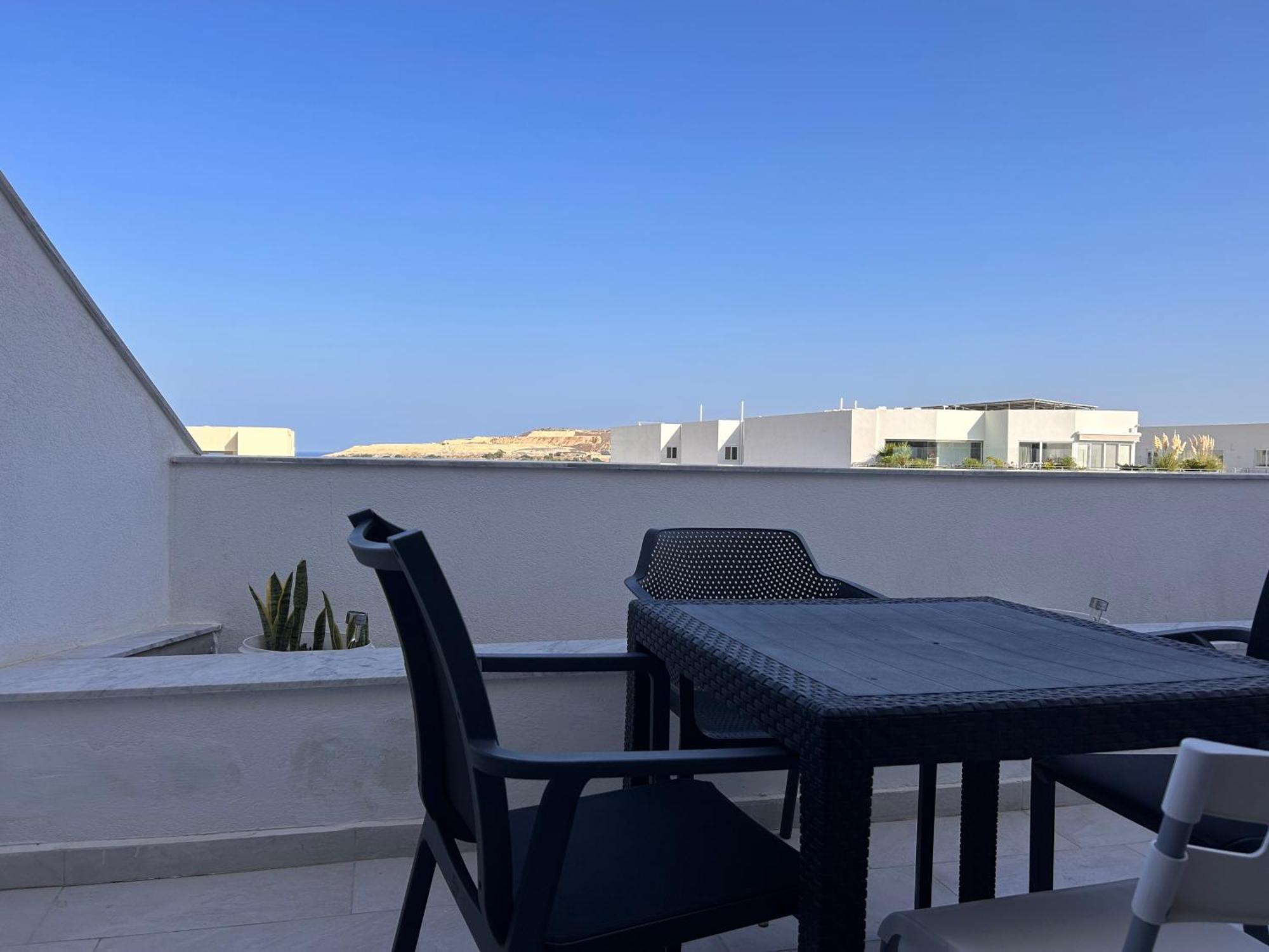 Апартаменты Qawra Penthouse 4Person Ac+Wifi Сент-Полс-Бей Экстерьер фото